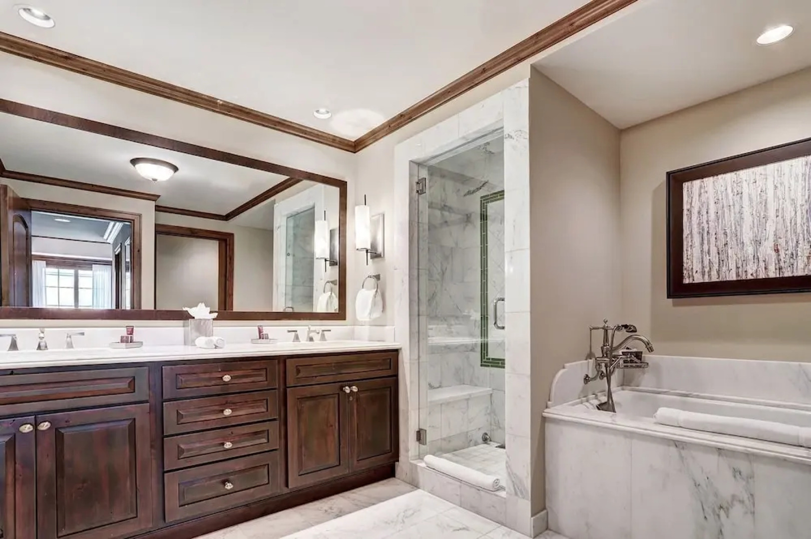 Ritz 3Br Mtn View RRR407