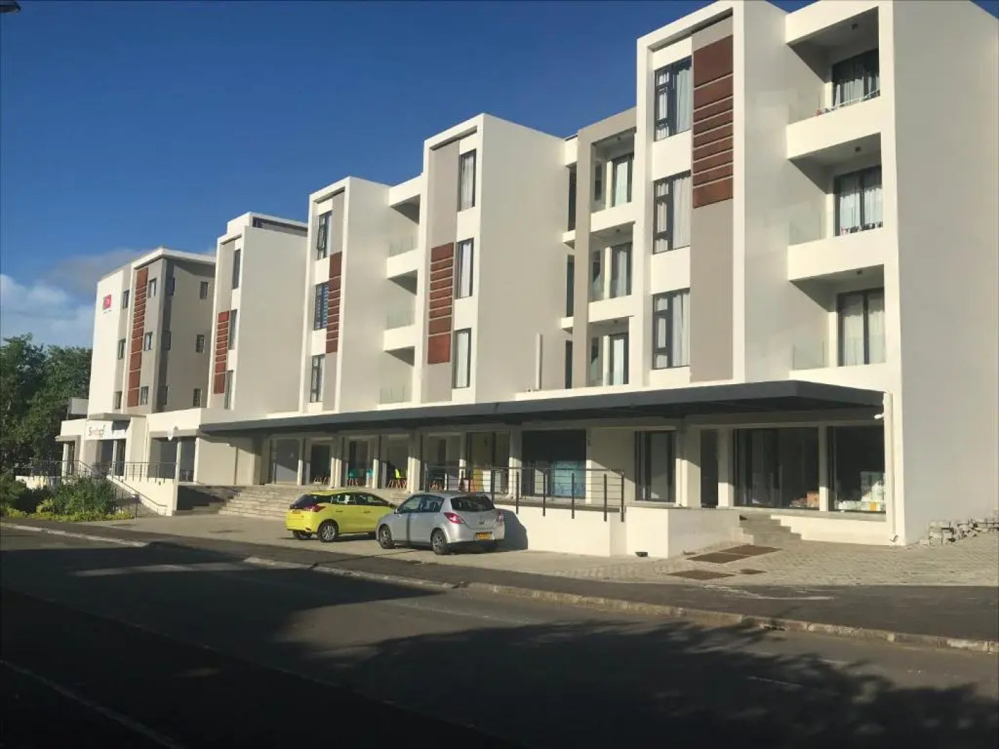 Studio 116 - Ebene Square