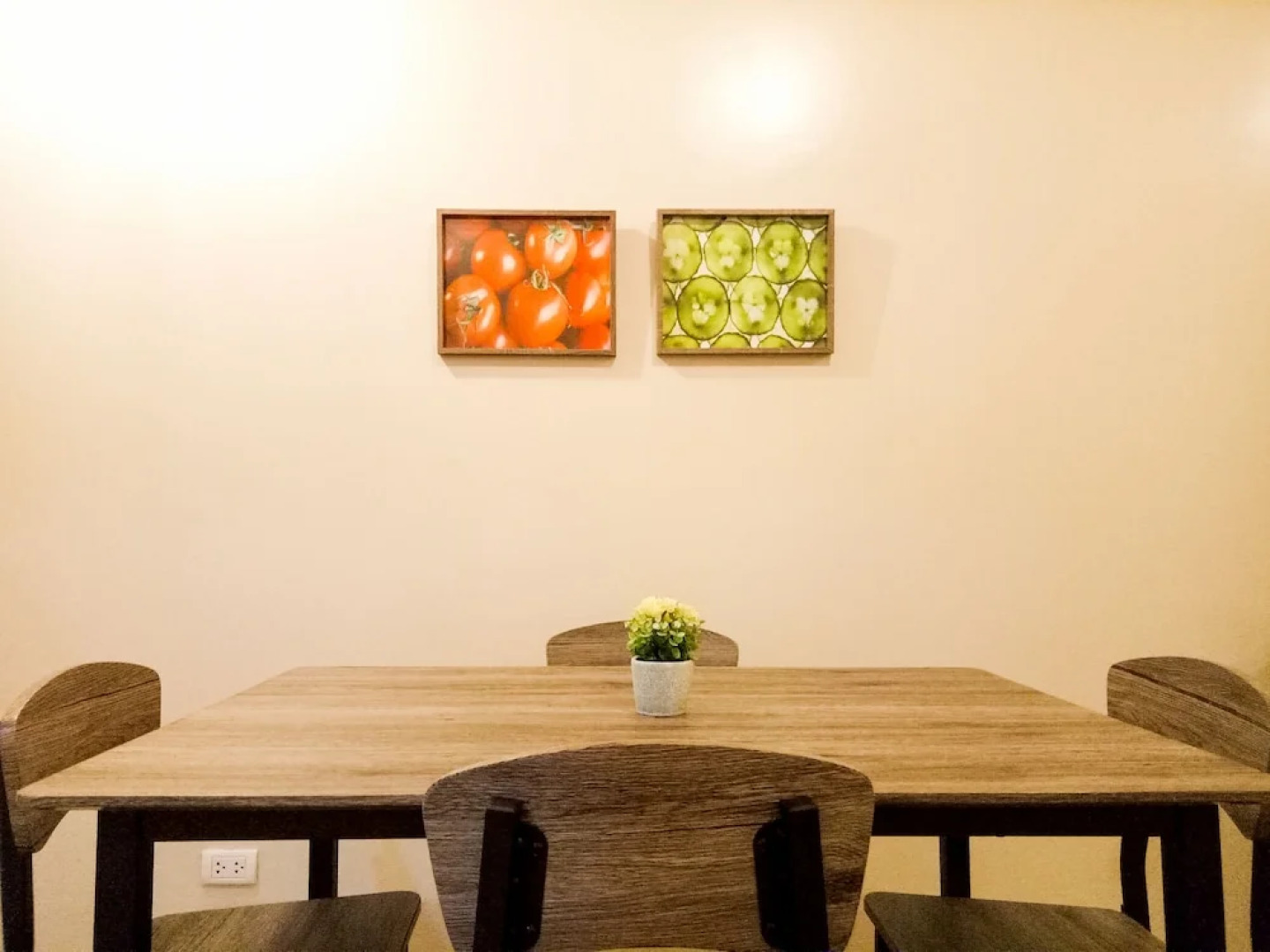 Airport T3 Newport Condotel