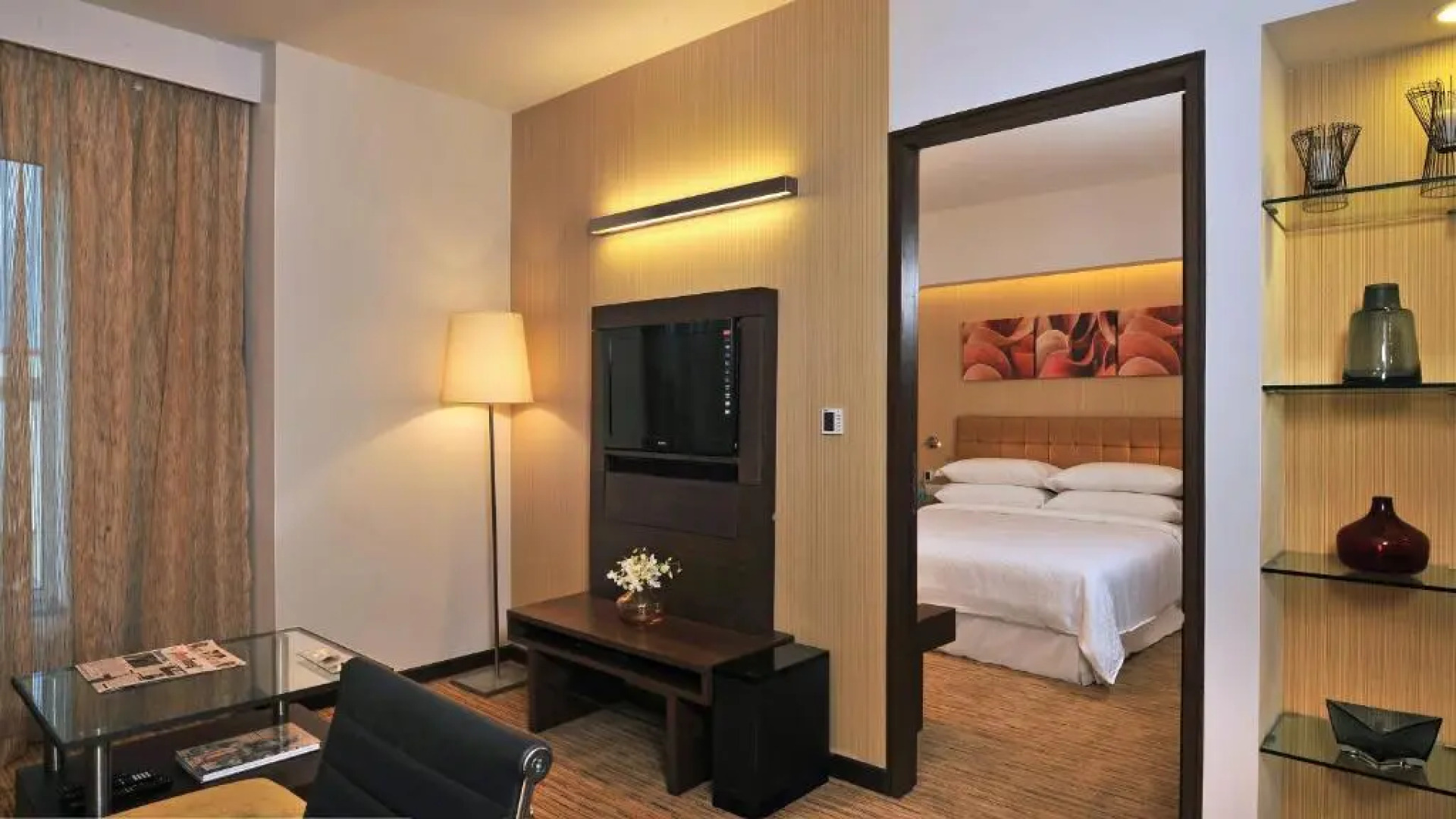 Four Points by Sheraton Hotel & Serviced Apartments, Pune
