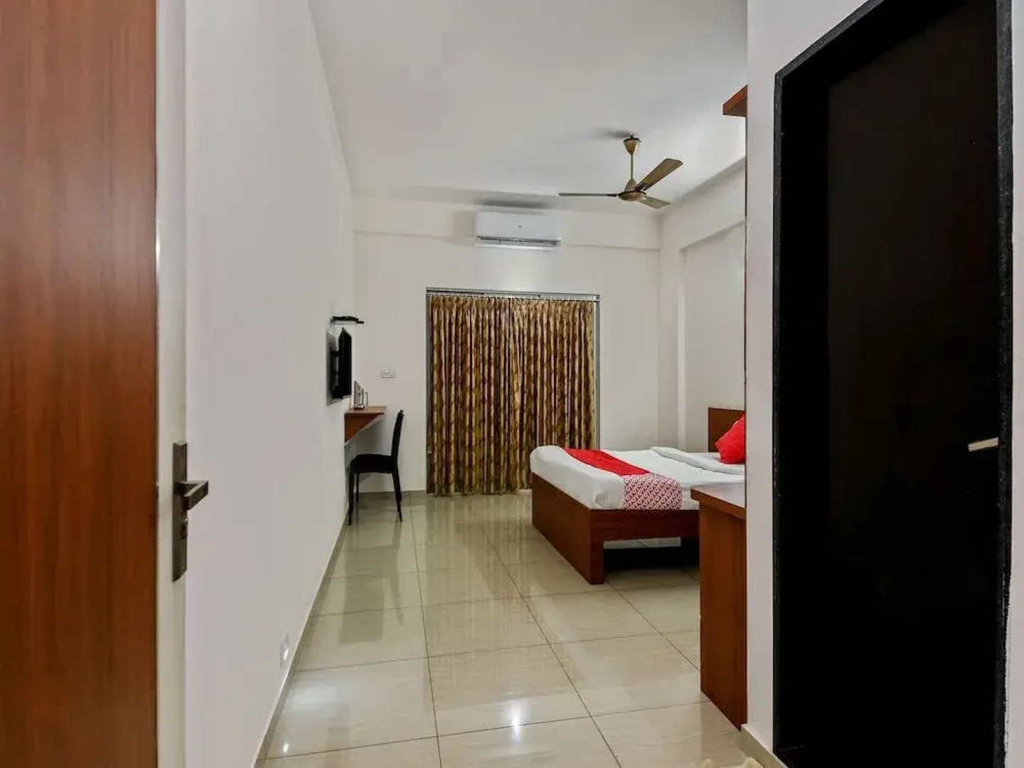 Oyo 23999 Samruddhi Lodge