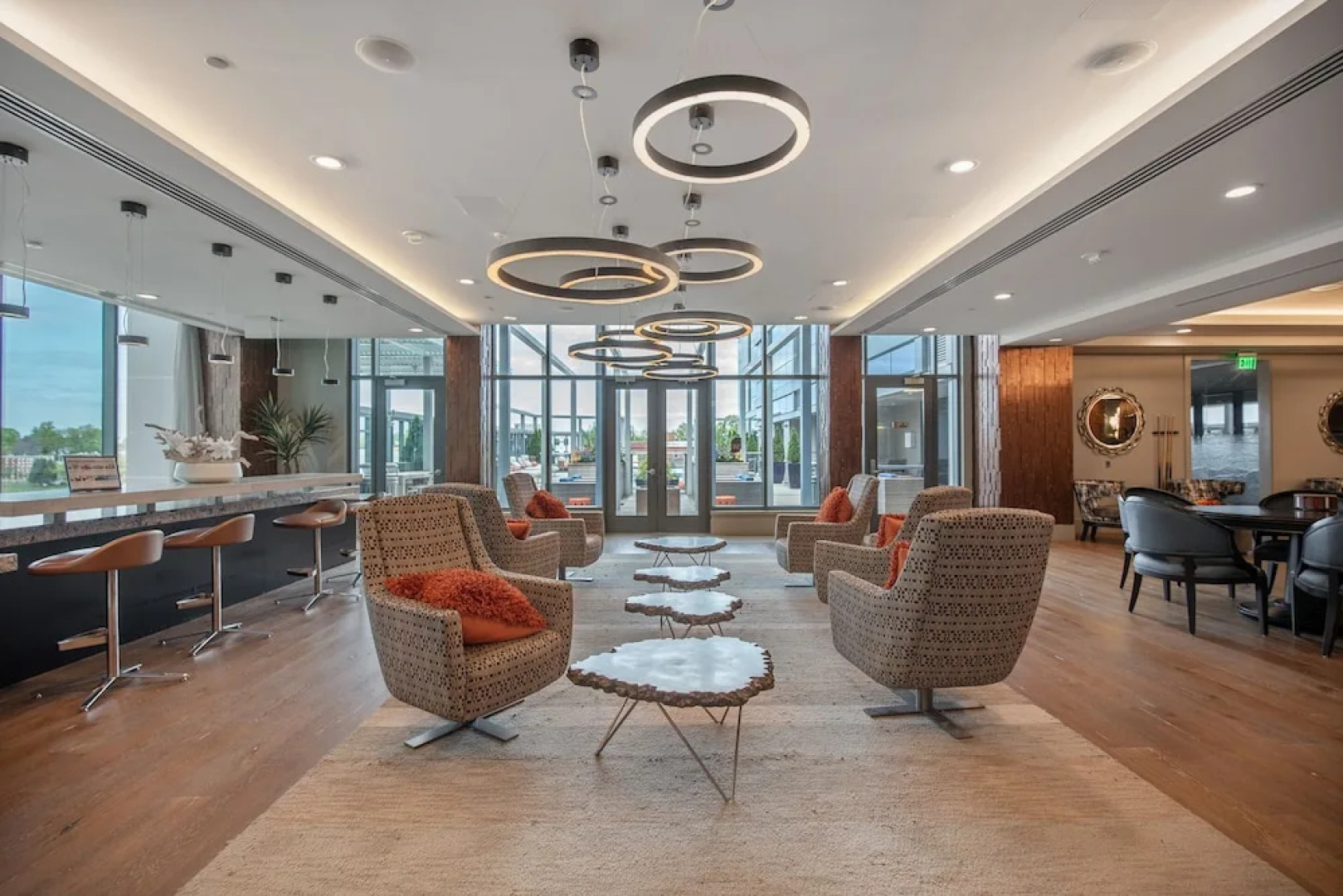 The Luxe Suites at University City