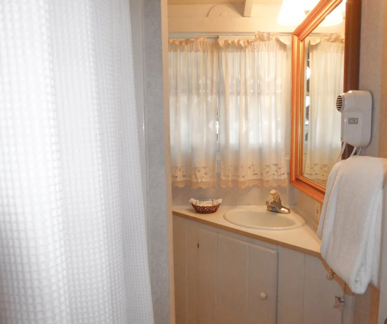 Carmel Fireplace Inn