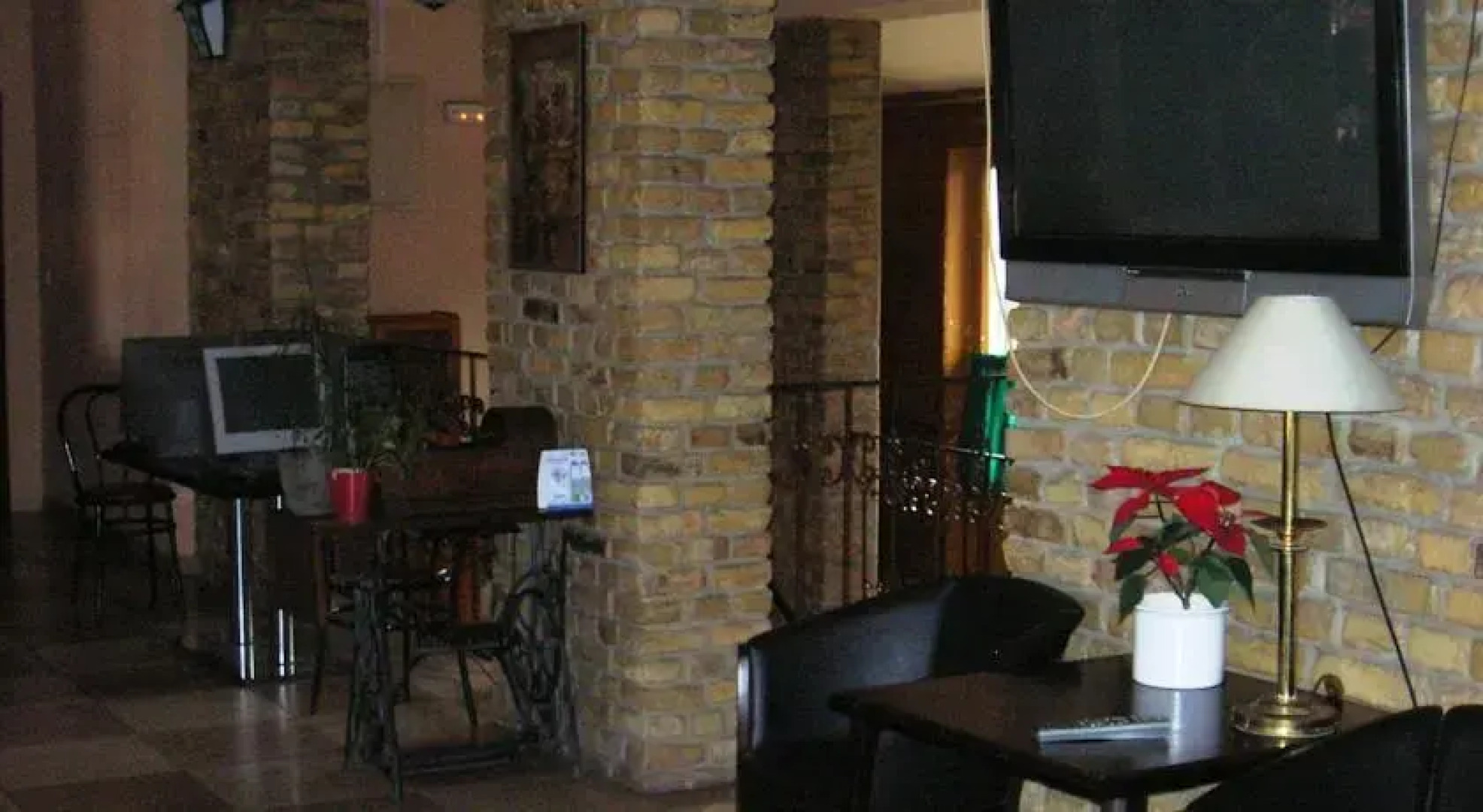 Vino Restaurant & Panzio