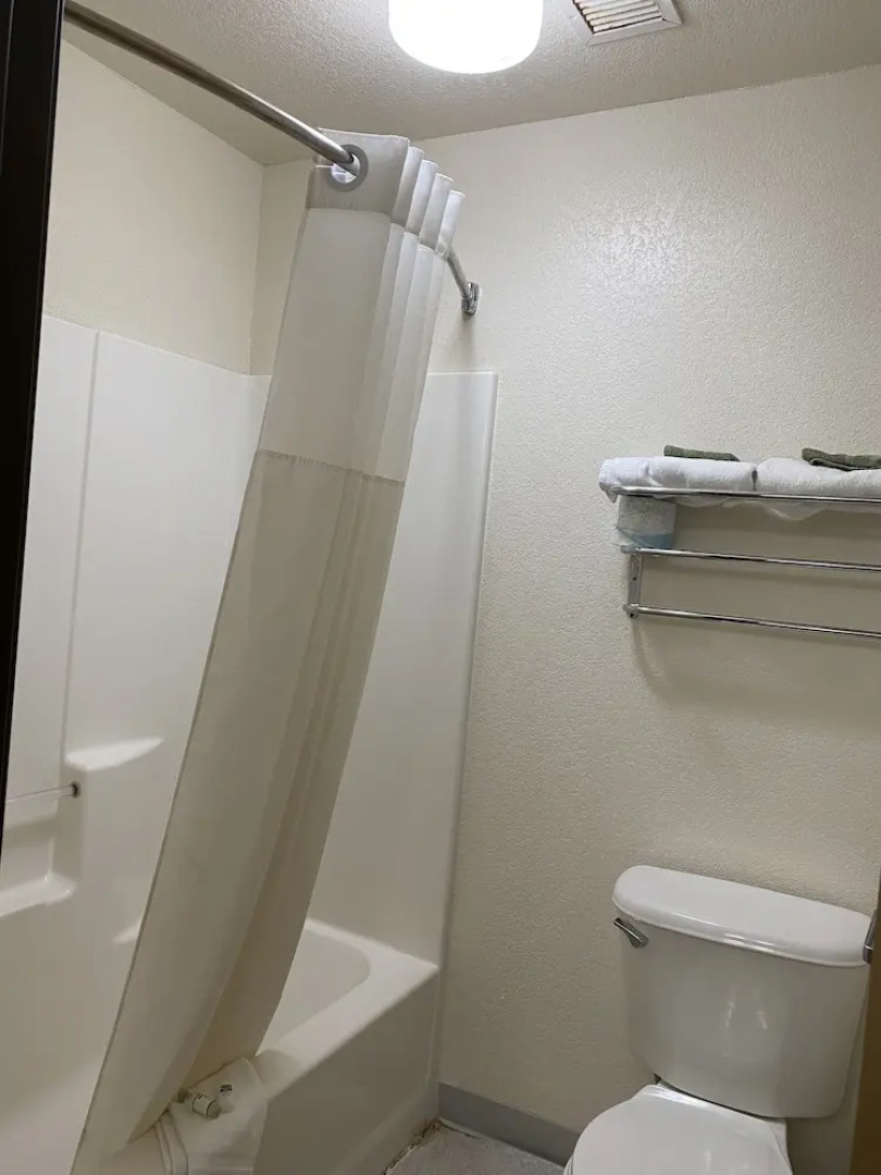 Herington Inn & Suites