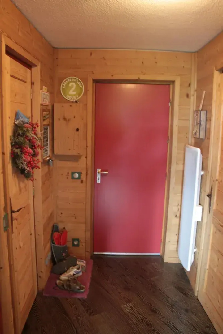 Apartment in Doucy With Mountain Views