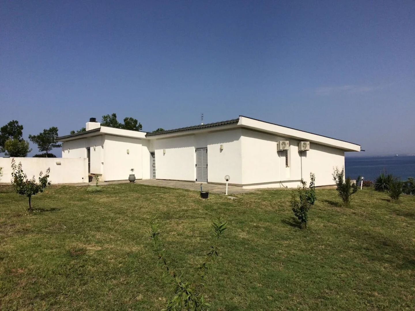 Haddock Beachfront Villa