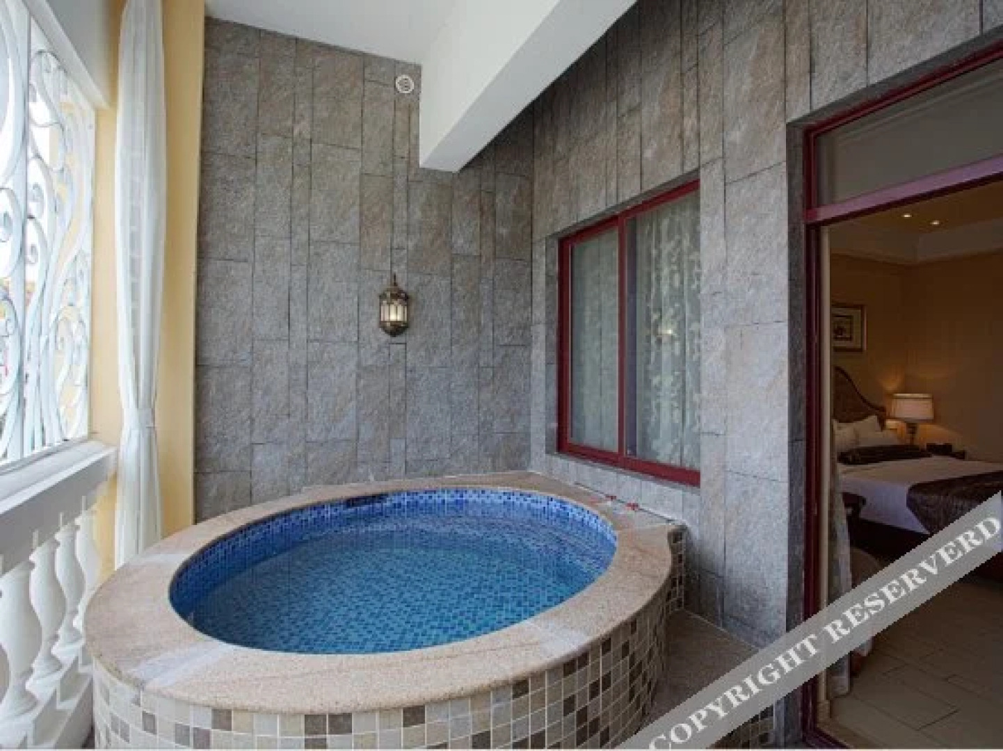 Rongxi Holiday Hotel