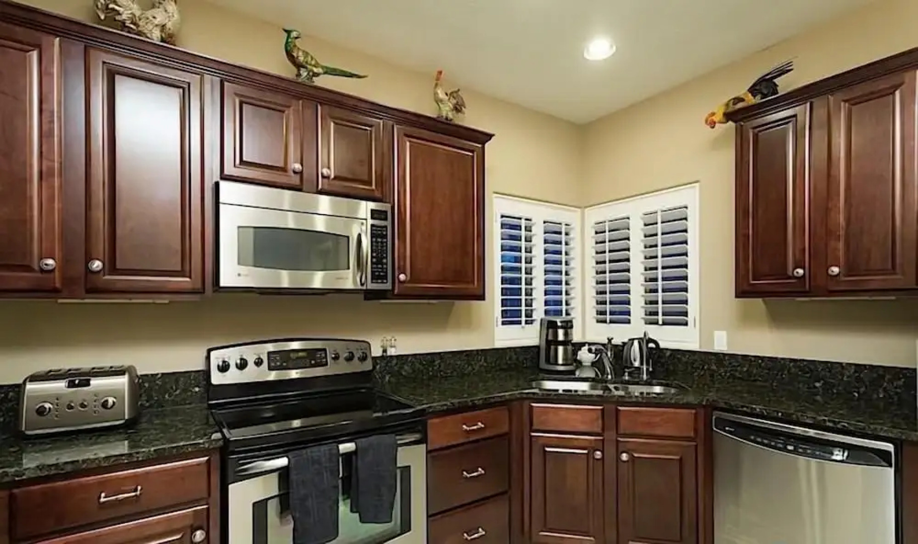 Hot Spot at Desert Ridge By Signature Vacation R