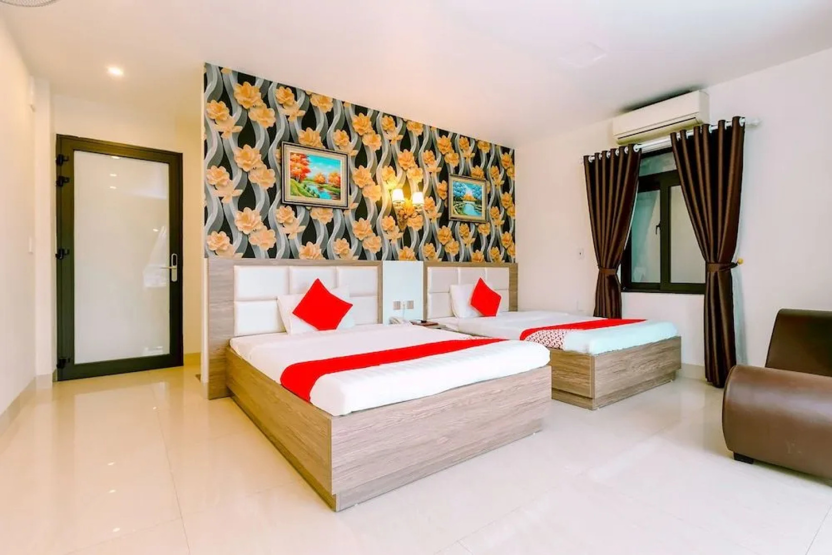 Oyo 581 Dai Viet Hotel