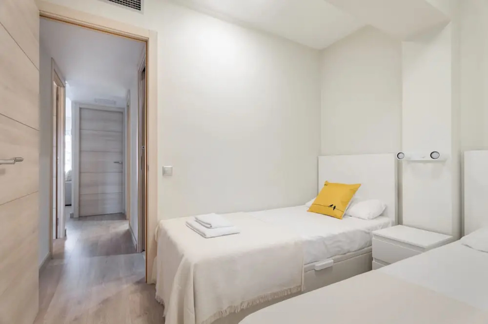 Pineda Be My Guest Castelldefels