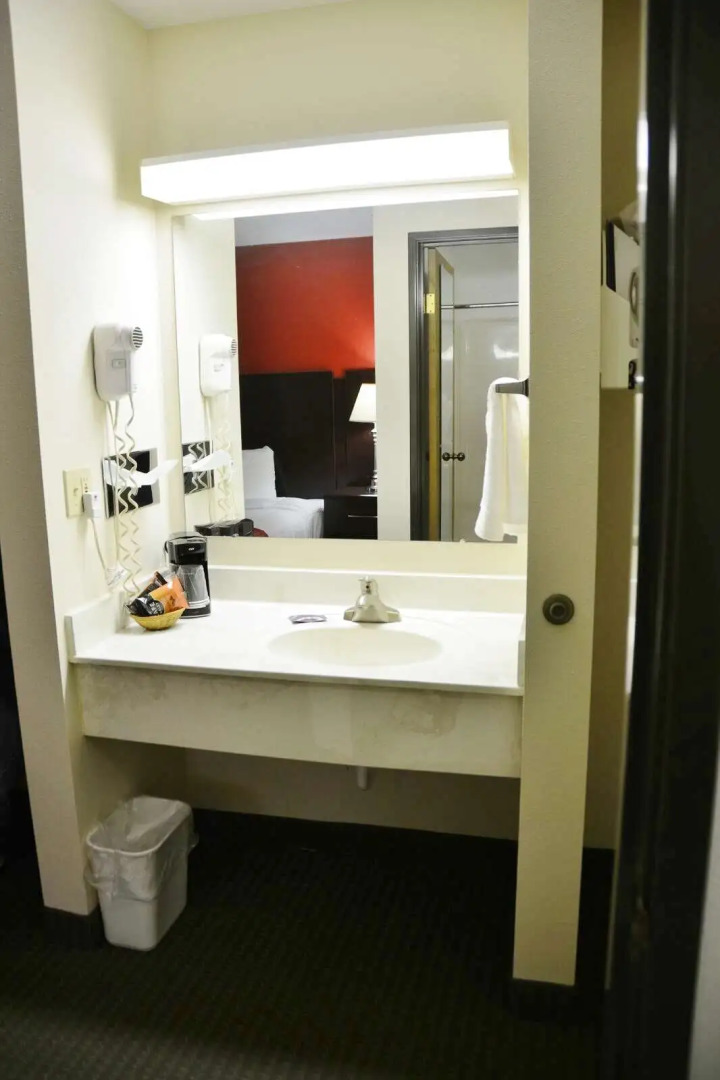 Country Hearth Inn & Suites Kenton