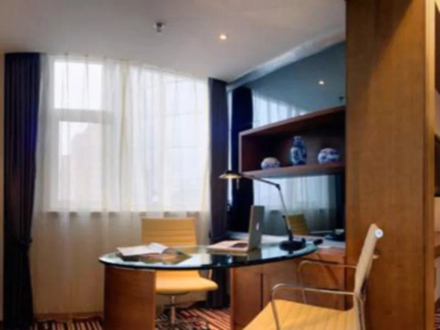 Taiyuan Tongluowan Square Heyi Hotel