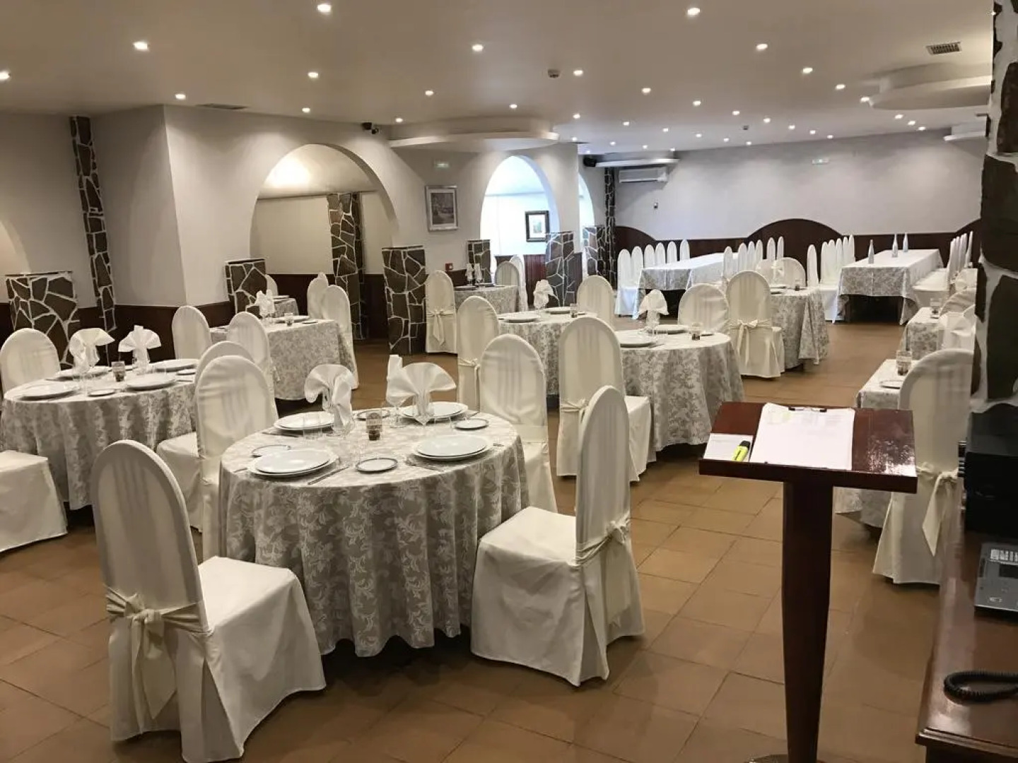 Hotel O Val Do Naseiro