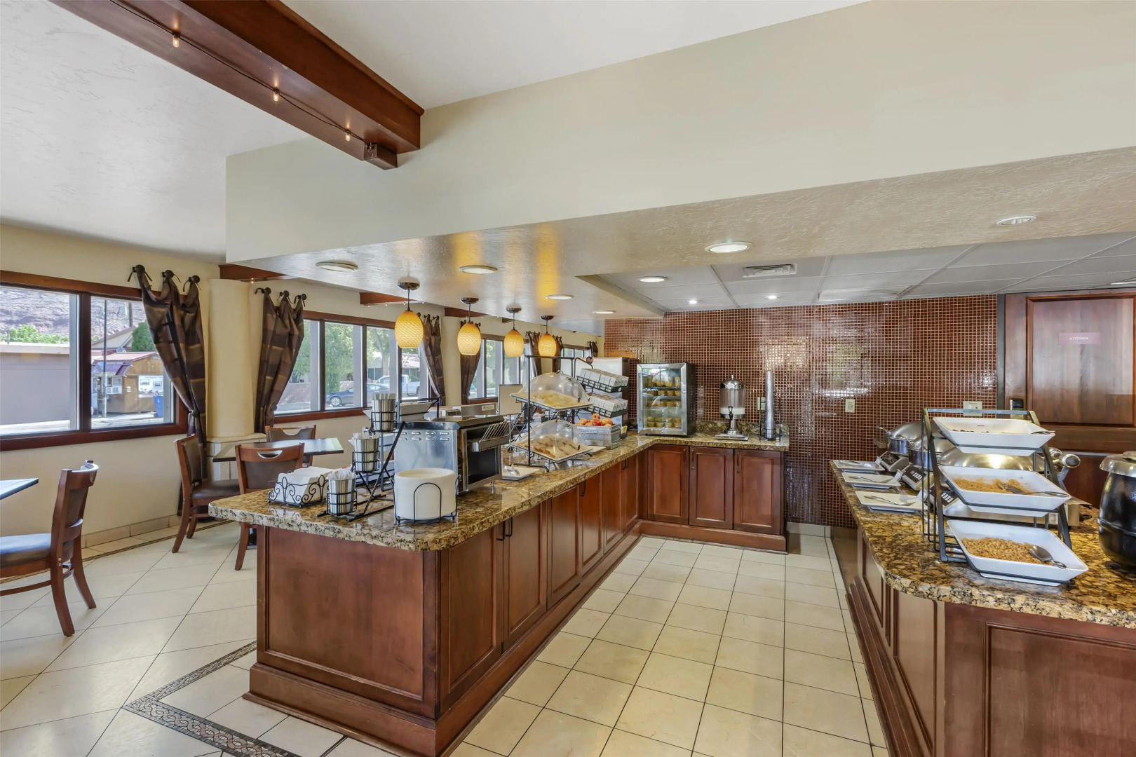 Best Western Plus Greenwell Inn