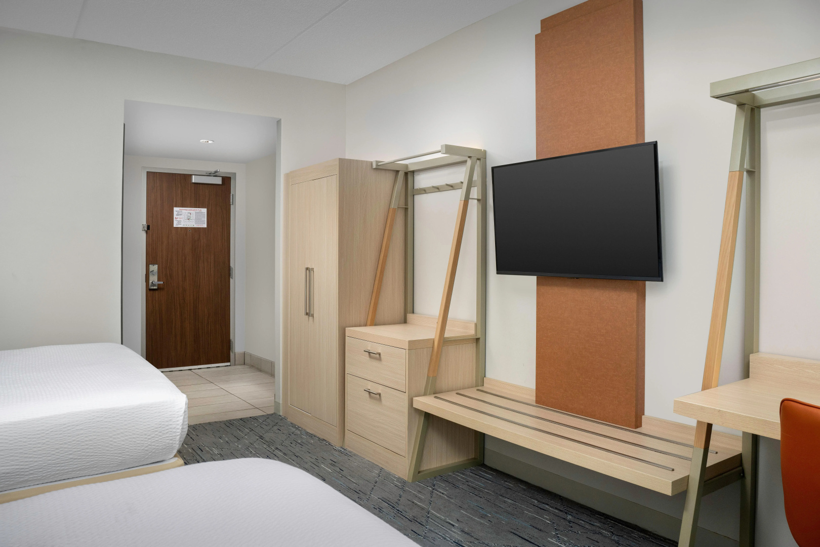 Holiday Inn Express & Suites Pittsburgh North Shore by IHG