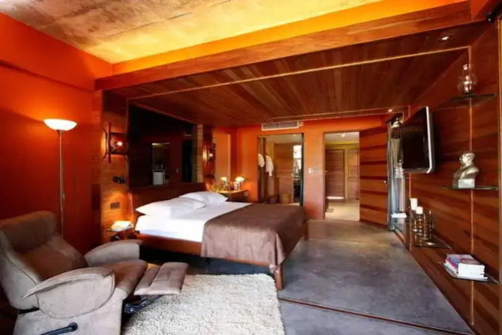 The Green Golf Residence Condominium