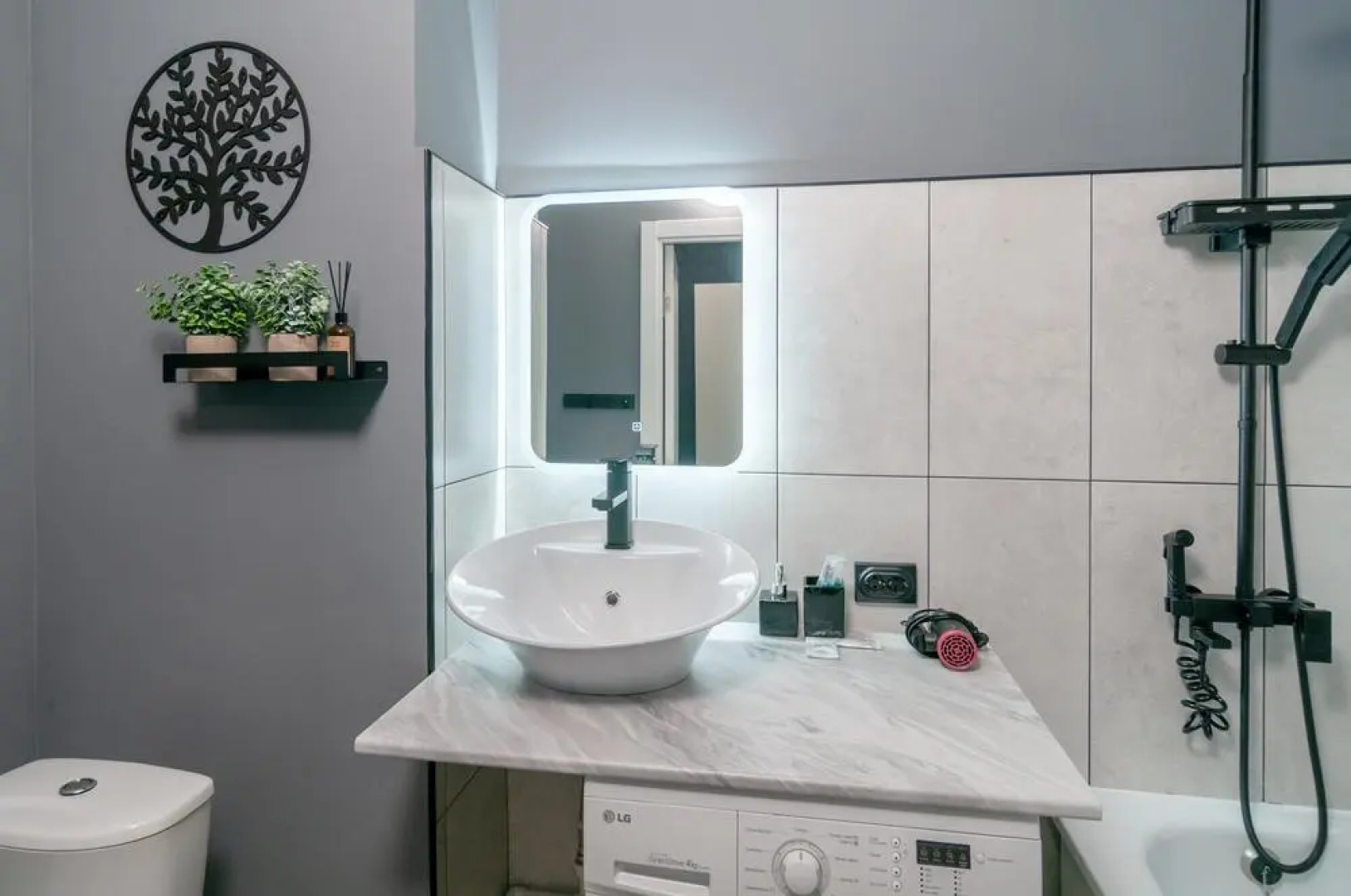 Home (Хоум) на улице Свердловская 17Б