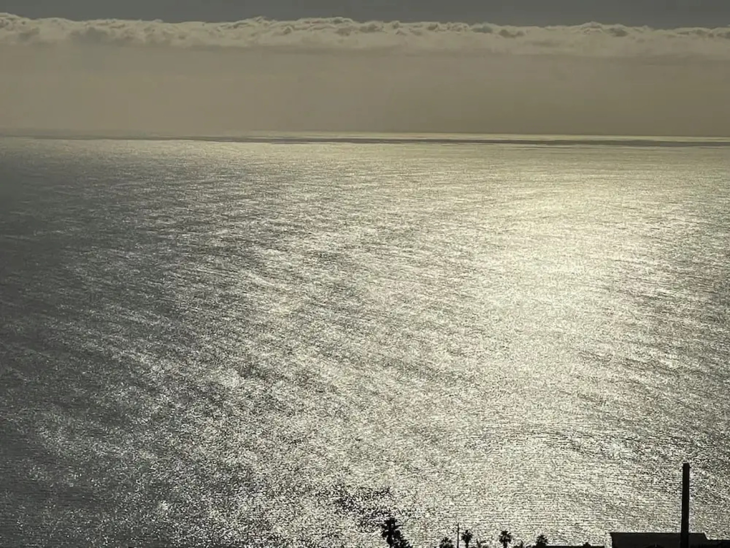 Luxury Villa With Private Heated Pool, Garden and Views of the sea and Mountains