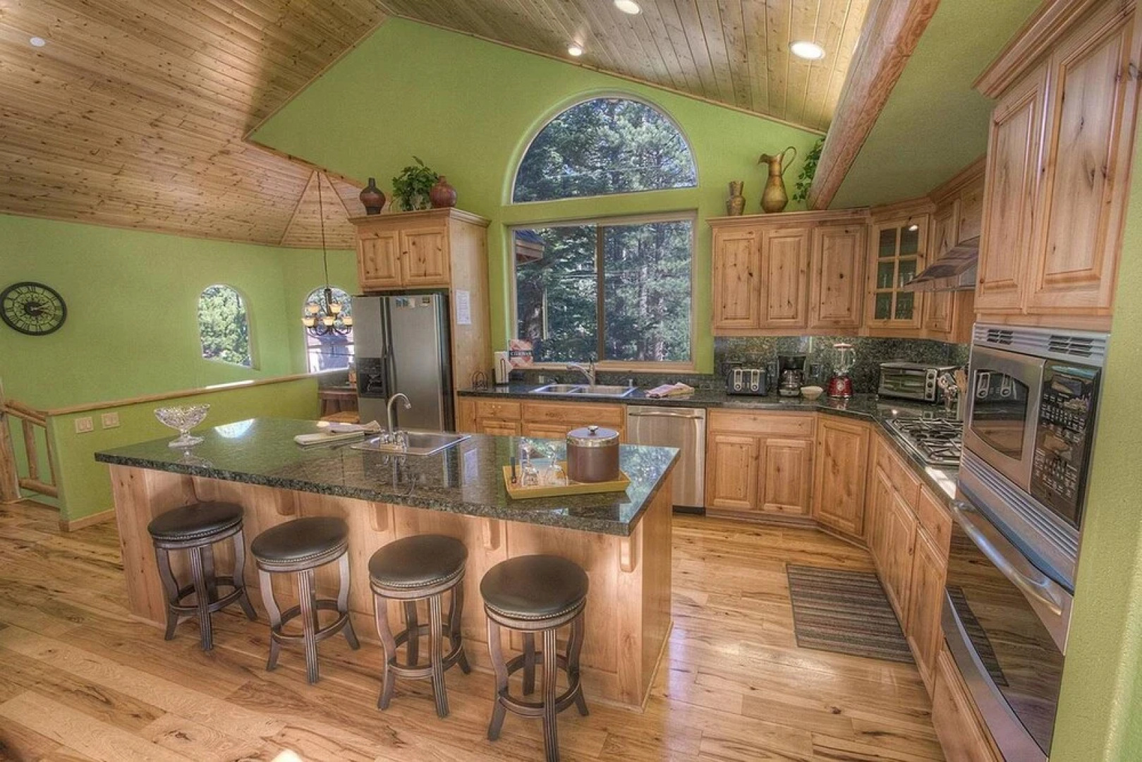 Mewuk Drive Holiday home