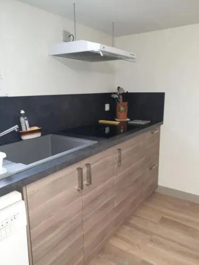 T1 Dans Maison Au Calme