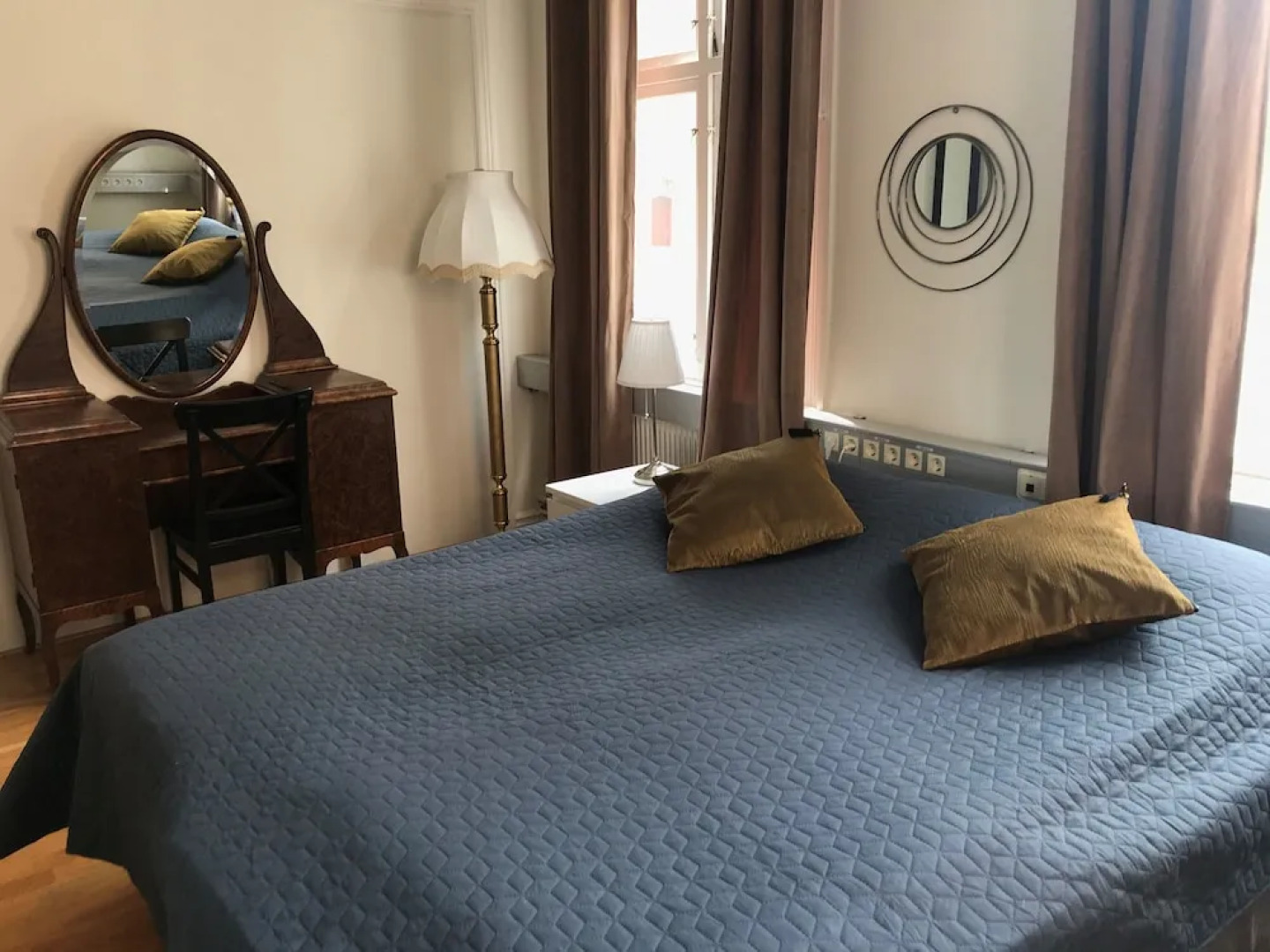 Järnvägshotellet B & B