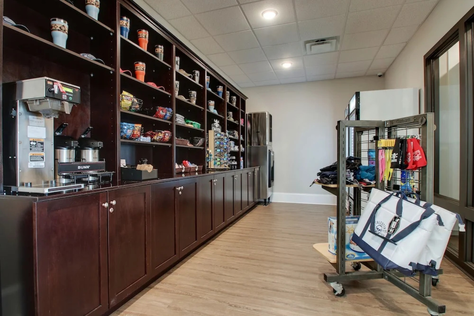 Islander Hotel & Resort