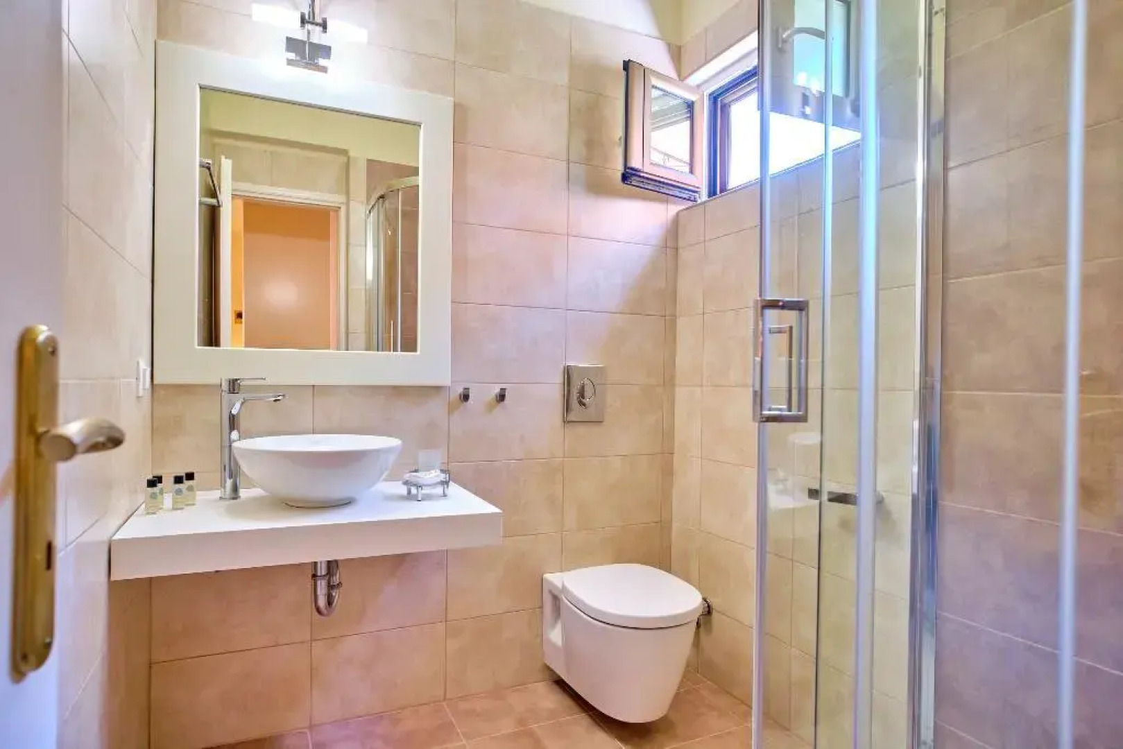 Chrismos Luxury Suites & Studios