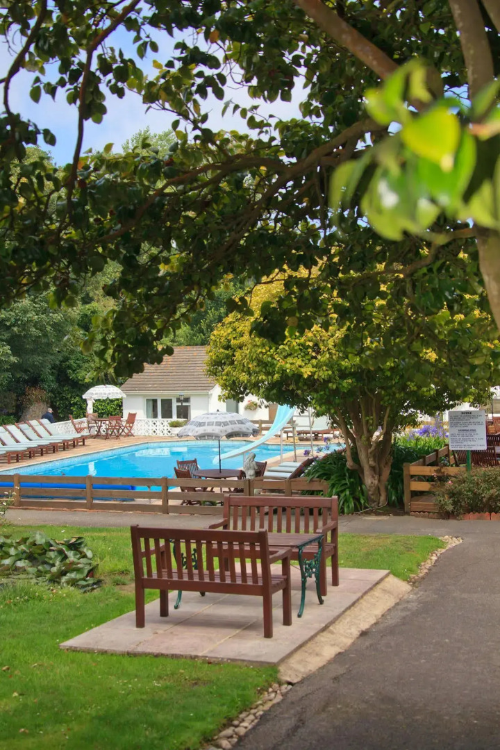 La Collinette Hotel, Cottages & Apartments