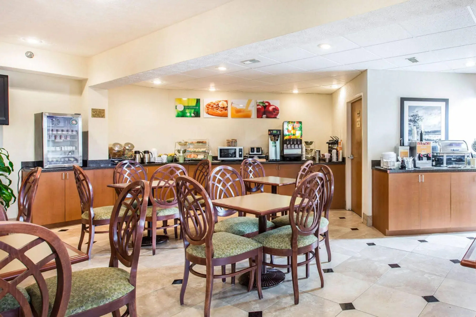 Quality Inn Clinton - Knoxville North