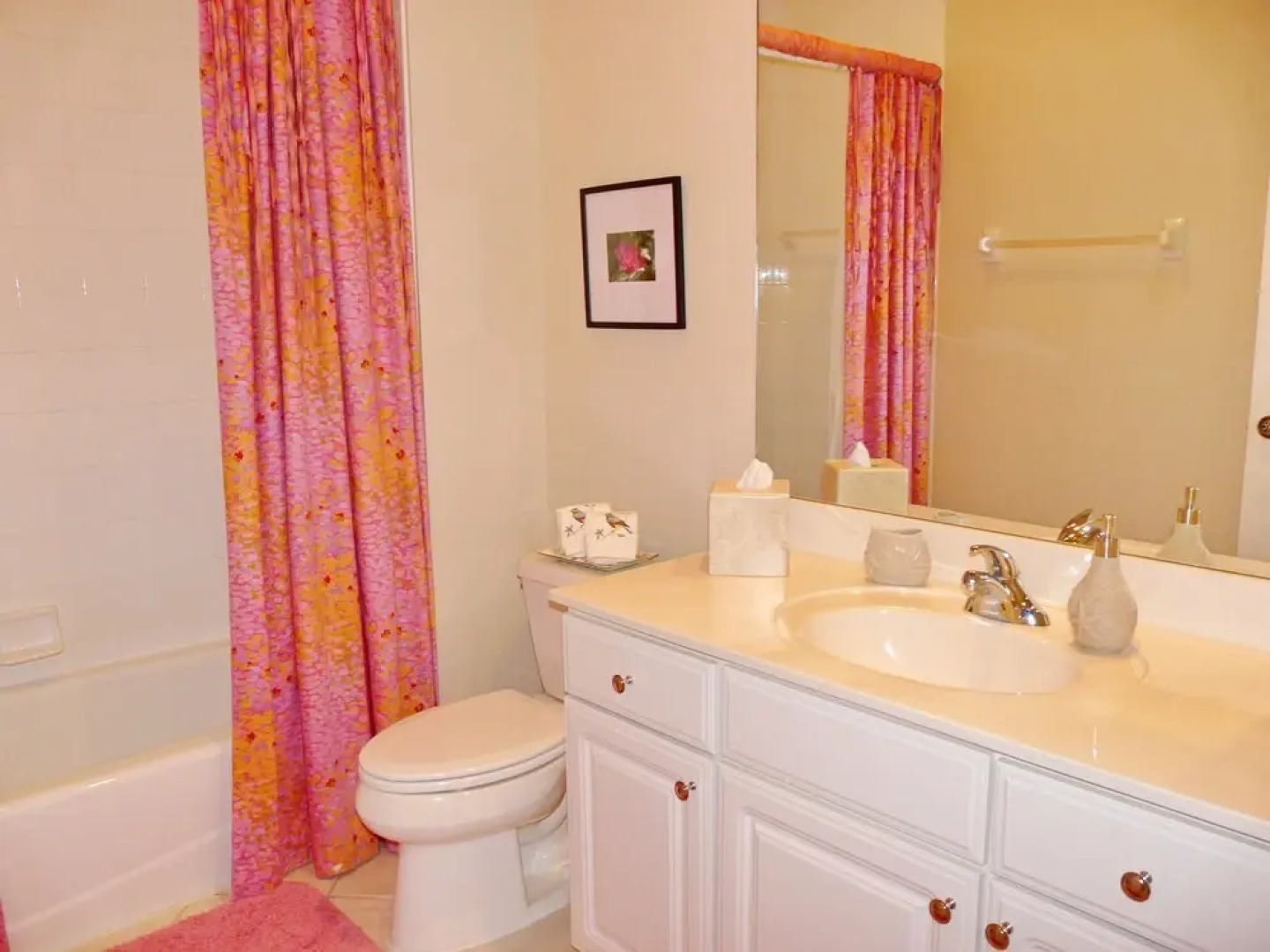 1252 Rialto Way, Unit 201