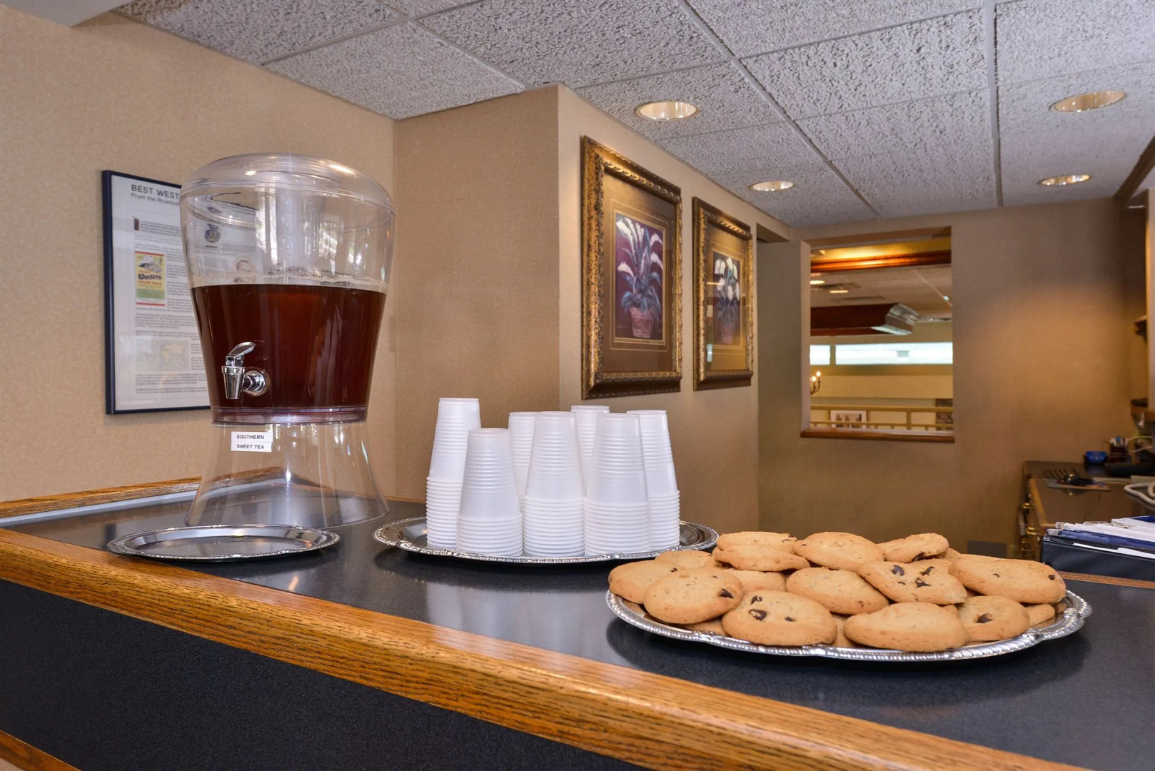 Best Western Plus Landing View Inn & Suites