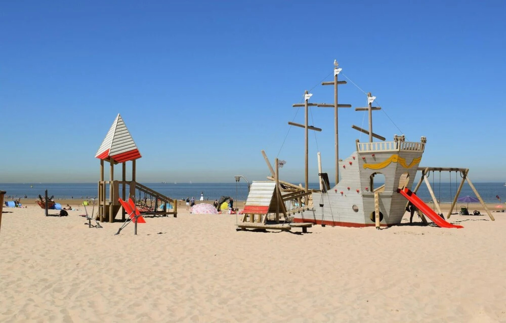 Stunning Home in Oostende With 4 Bedrooms