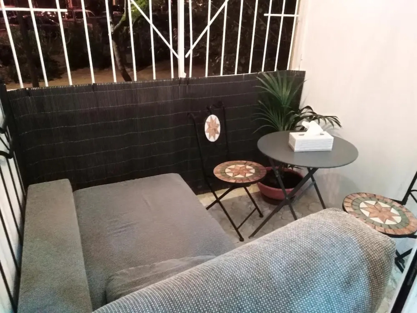 Private Rooms - Fira 2