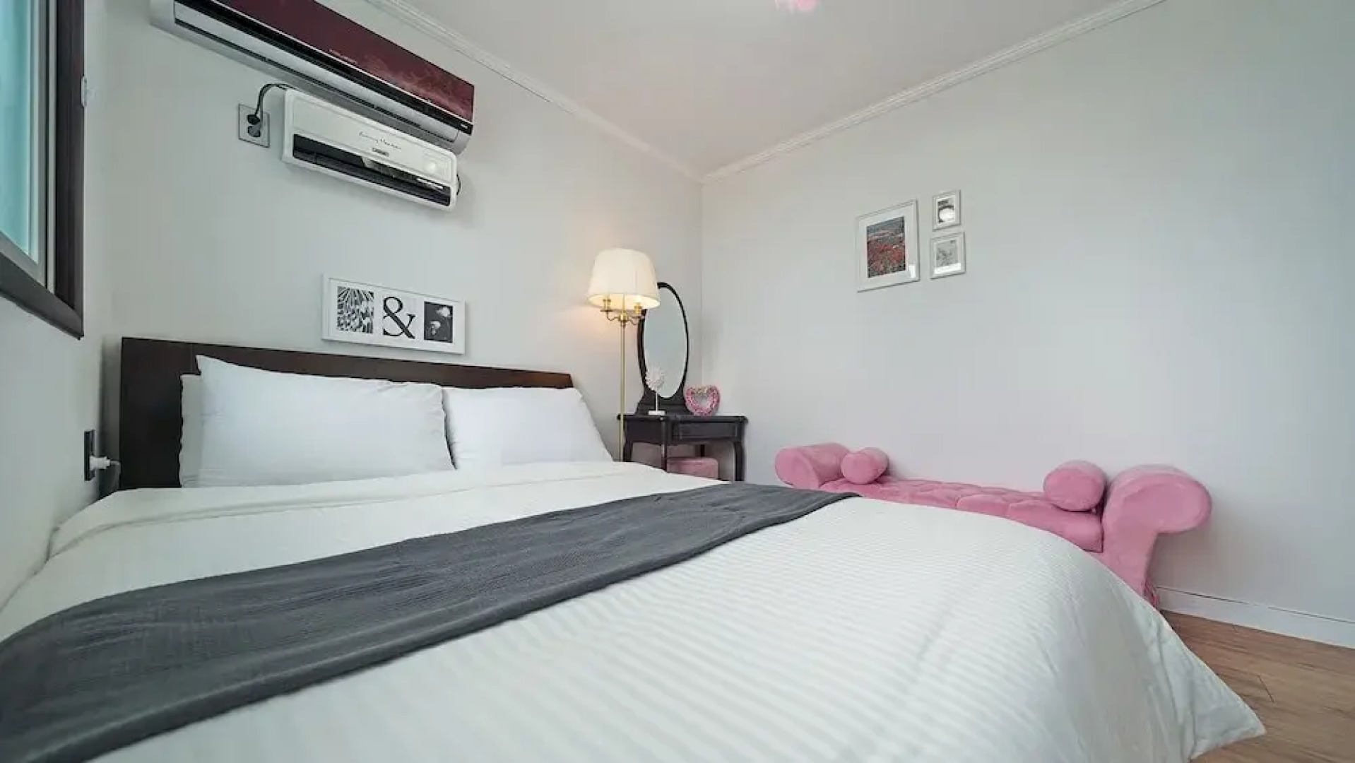 Taean Versailles Pension