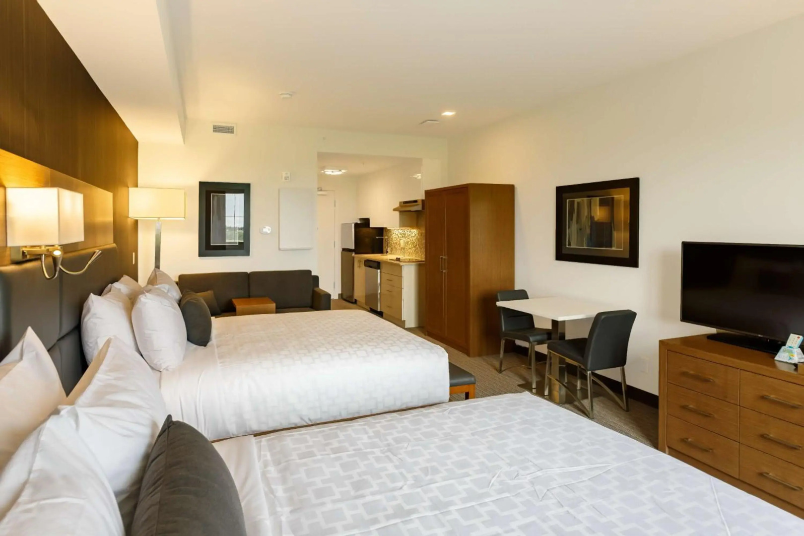 Executive Residency by Best Western Calgary City View North