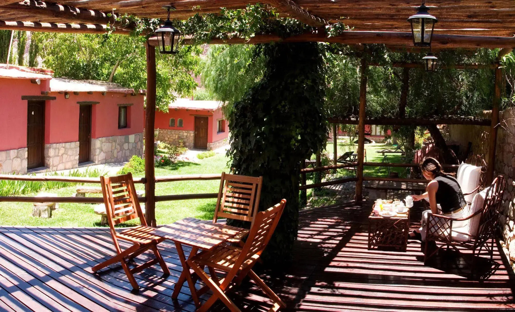 Posada Con Los Angeles