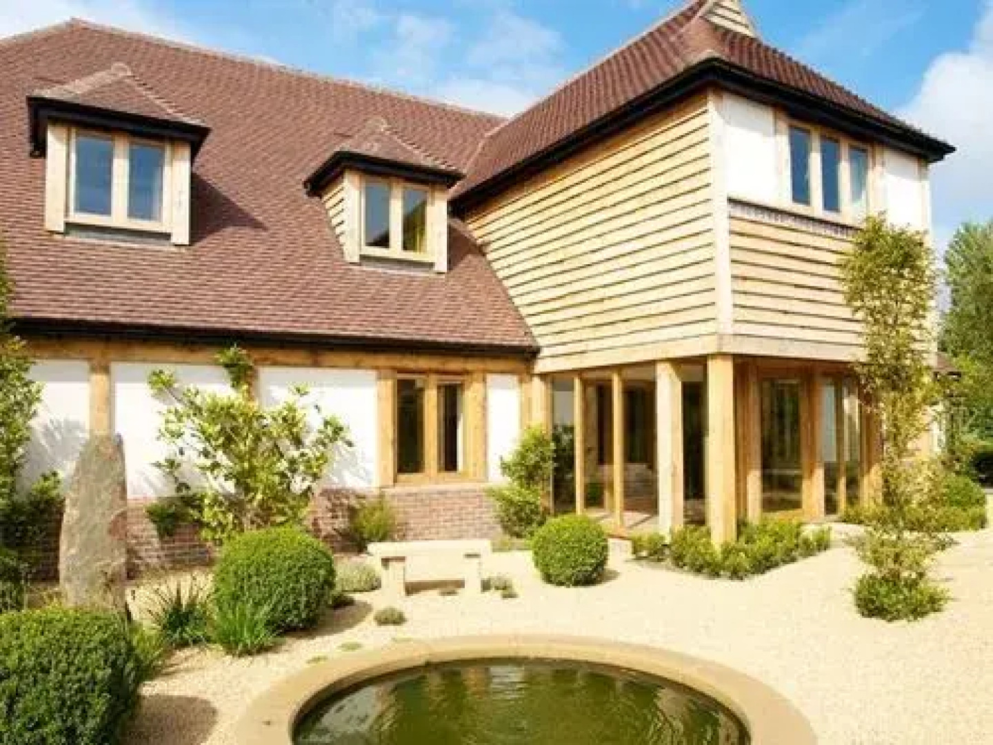 The English Wine Centre