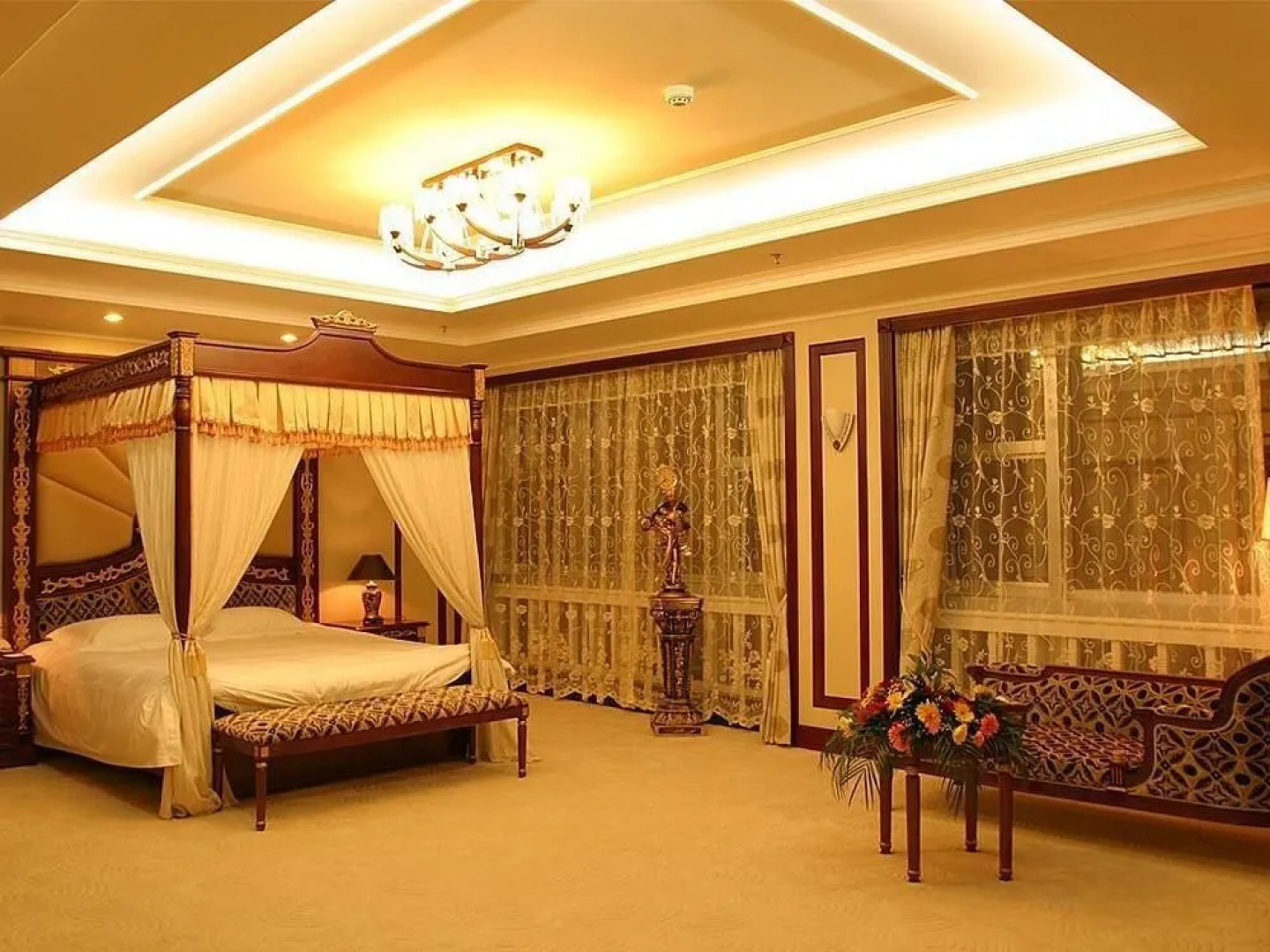 Yantai New Era Hotel