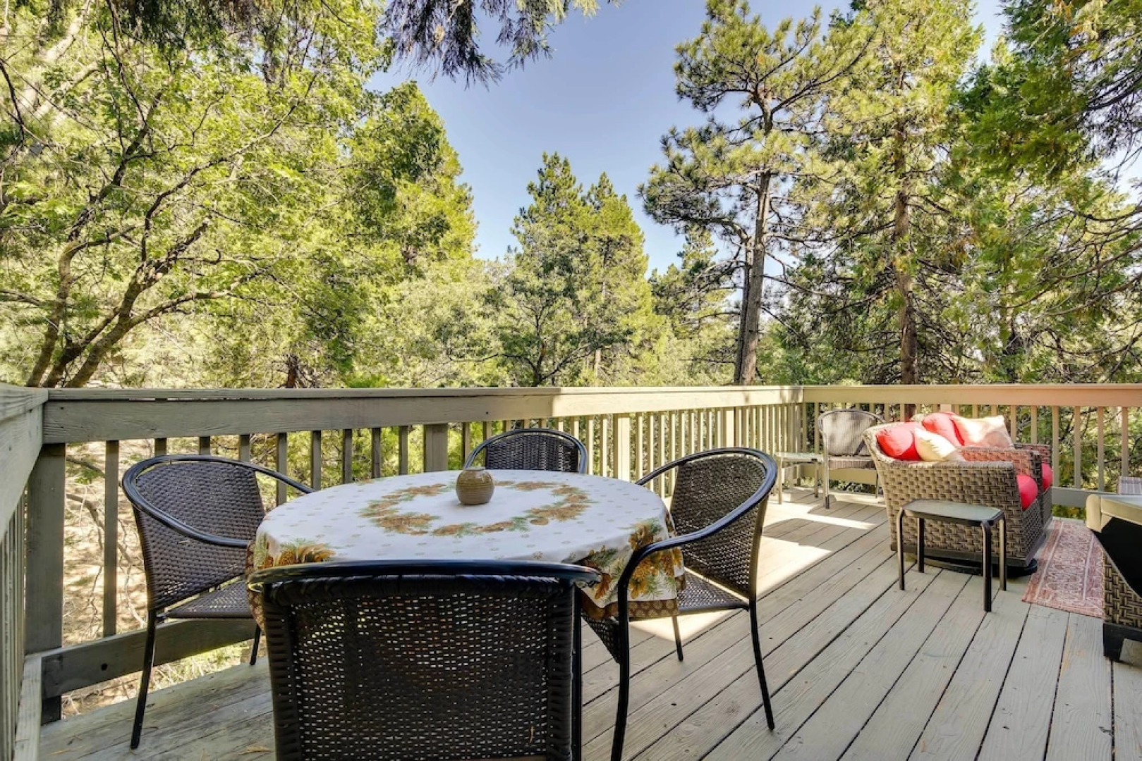 'peaceful Pines' Running Springs Home w/ 3 Decks