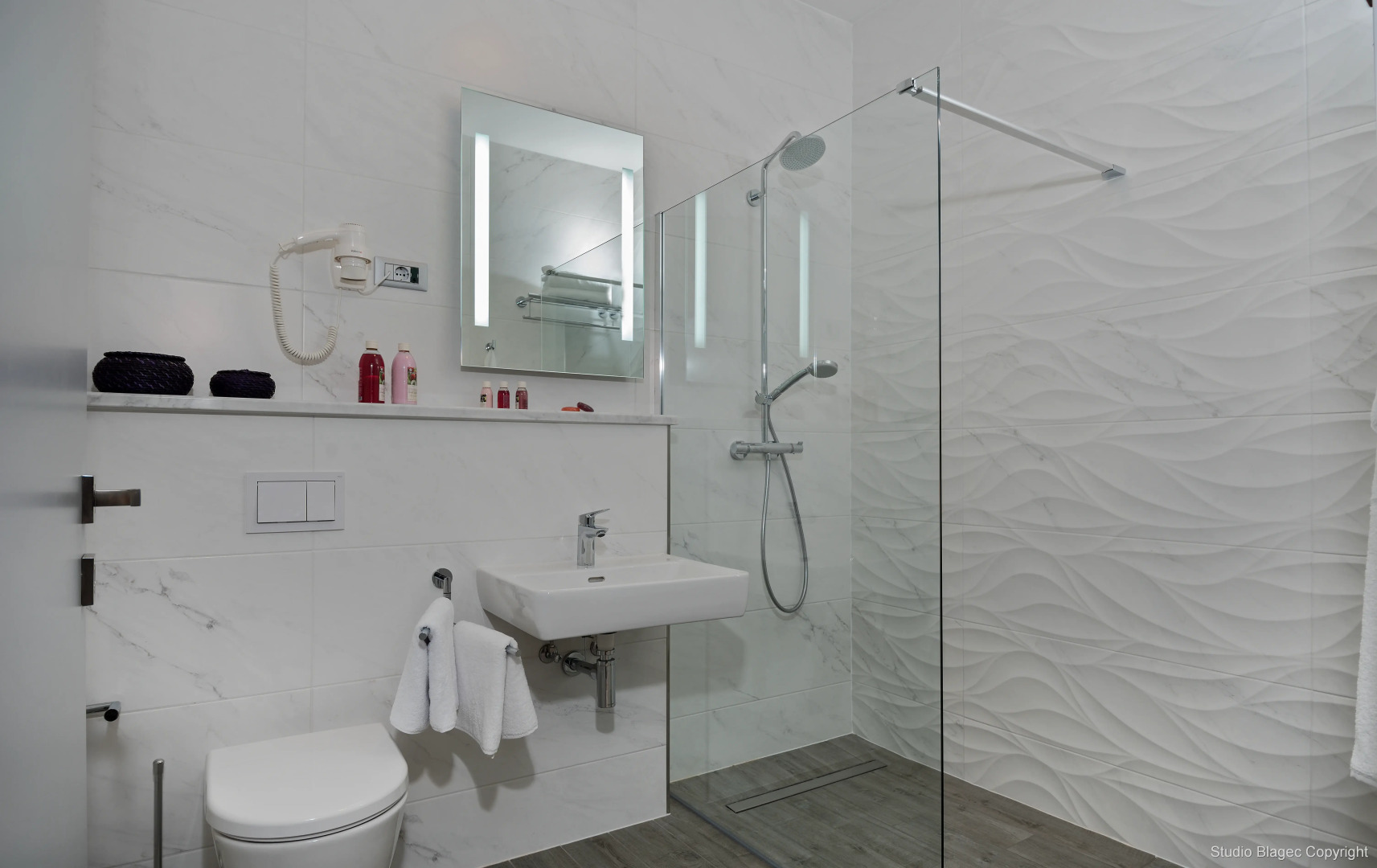 Priska Med Luxury Rooms