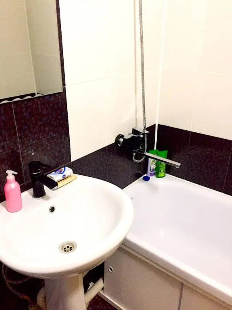 Красивая, просторная квартира-студия в 200 м от моря