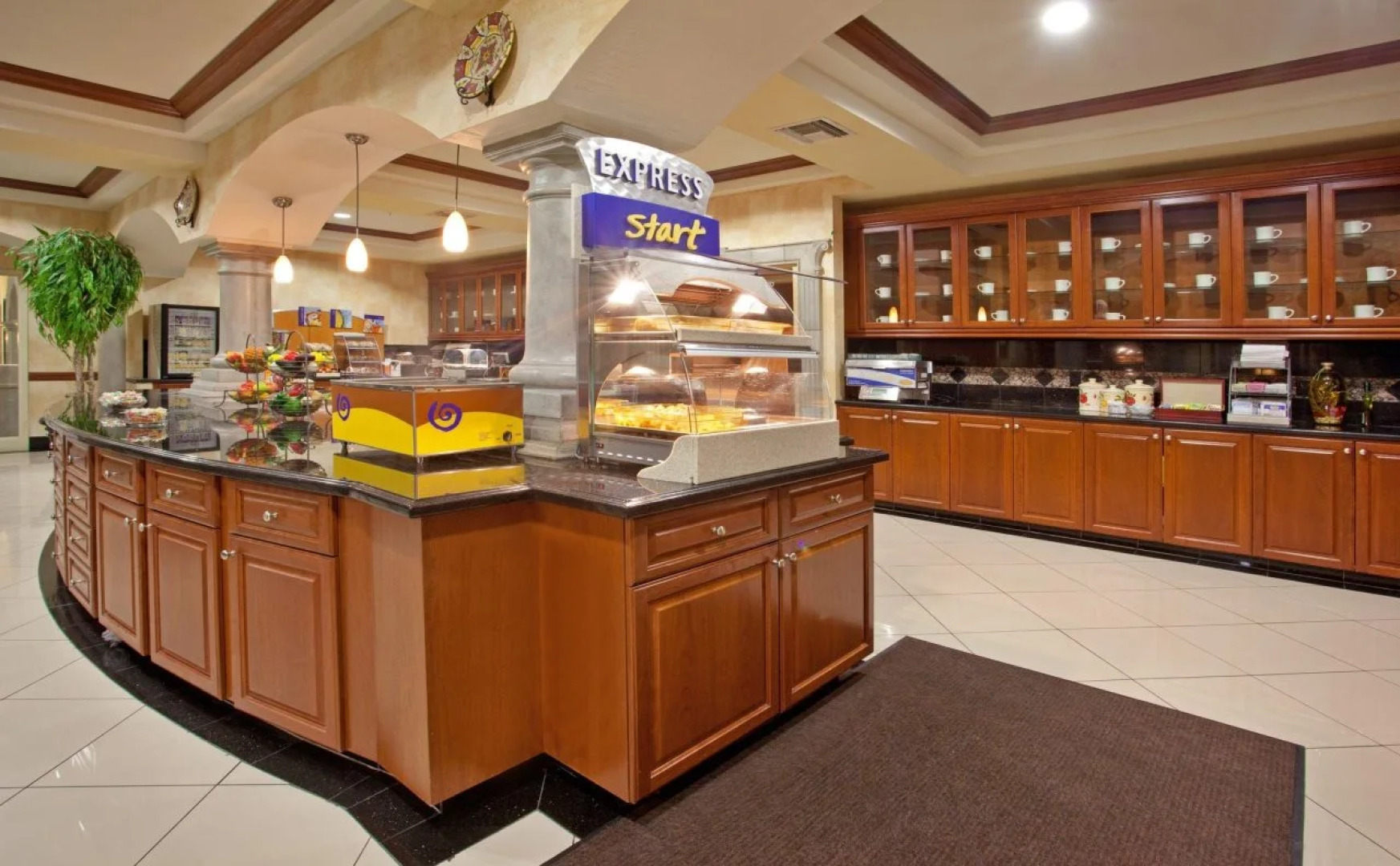 Holiday Inn Express & Suites Tucson Mall by IHG