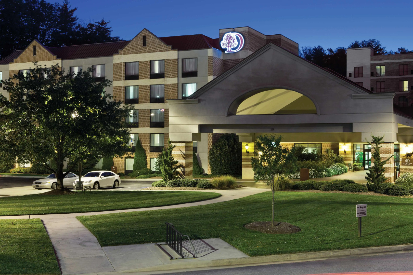 DoubleTree by Hilton Asheville - Biltmore