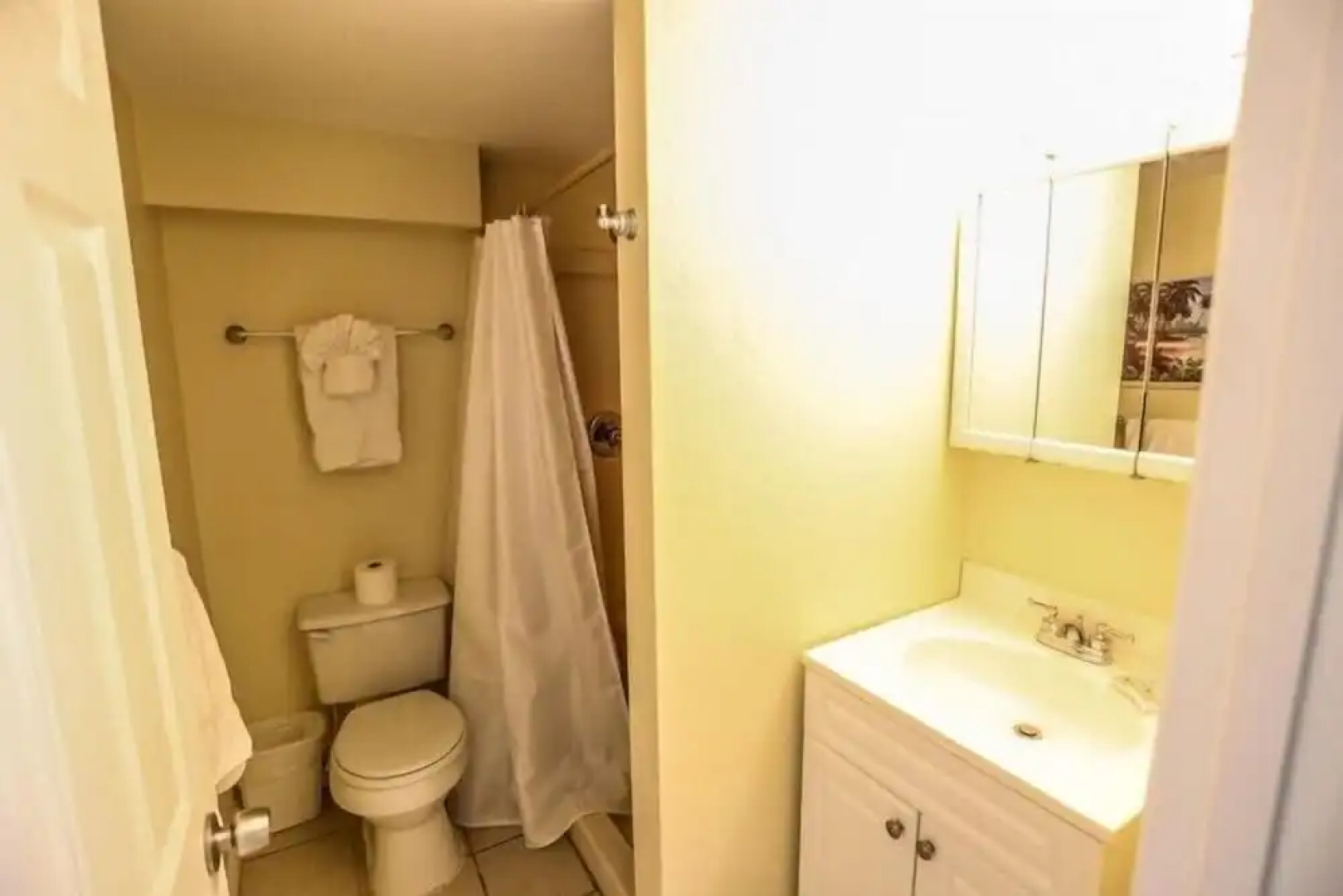 Tropical Shores Manor