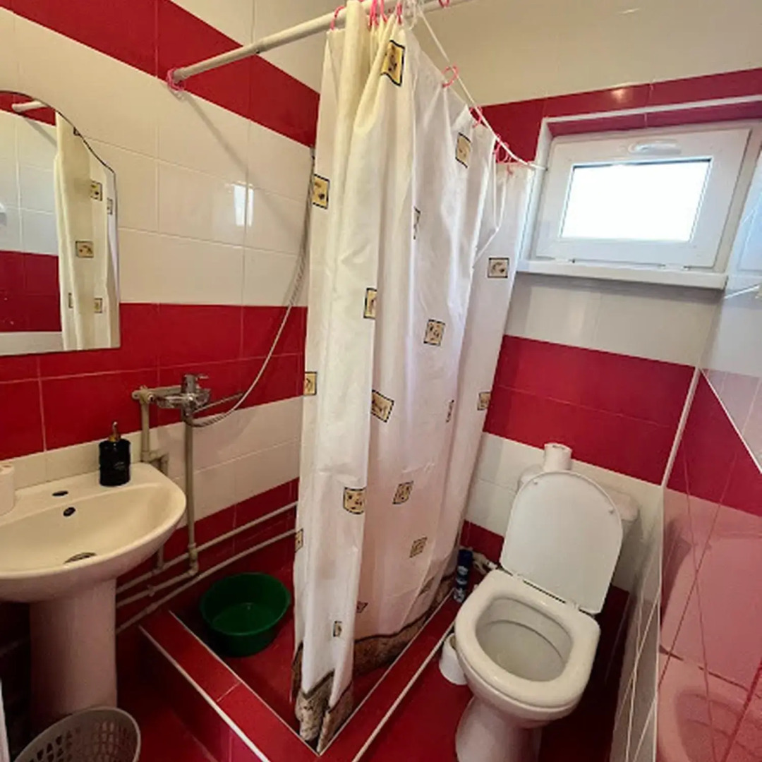 Замок у реки