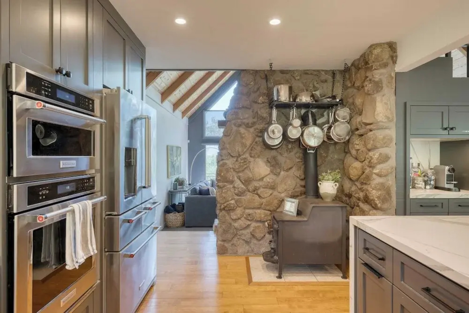 Kenwood Vista by Avantstay 7acres w/ Pool, Fire Pit, Vineyard Views