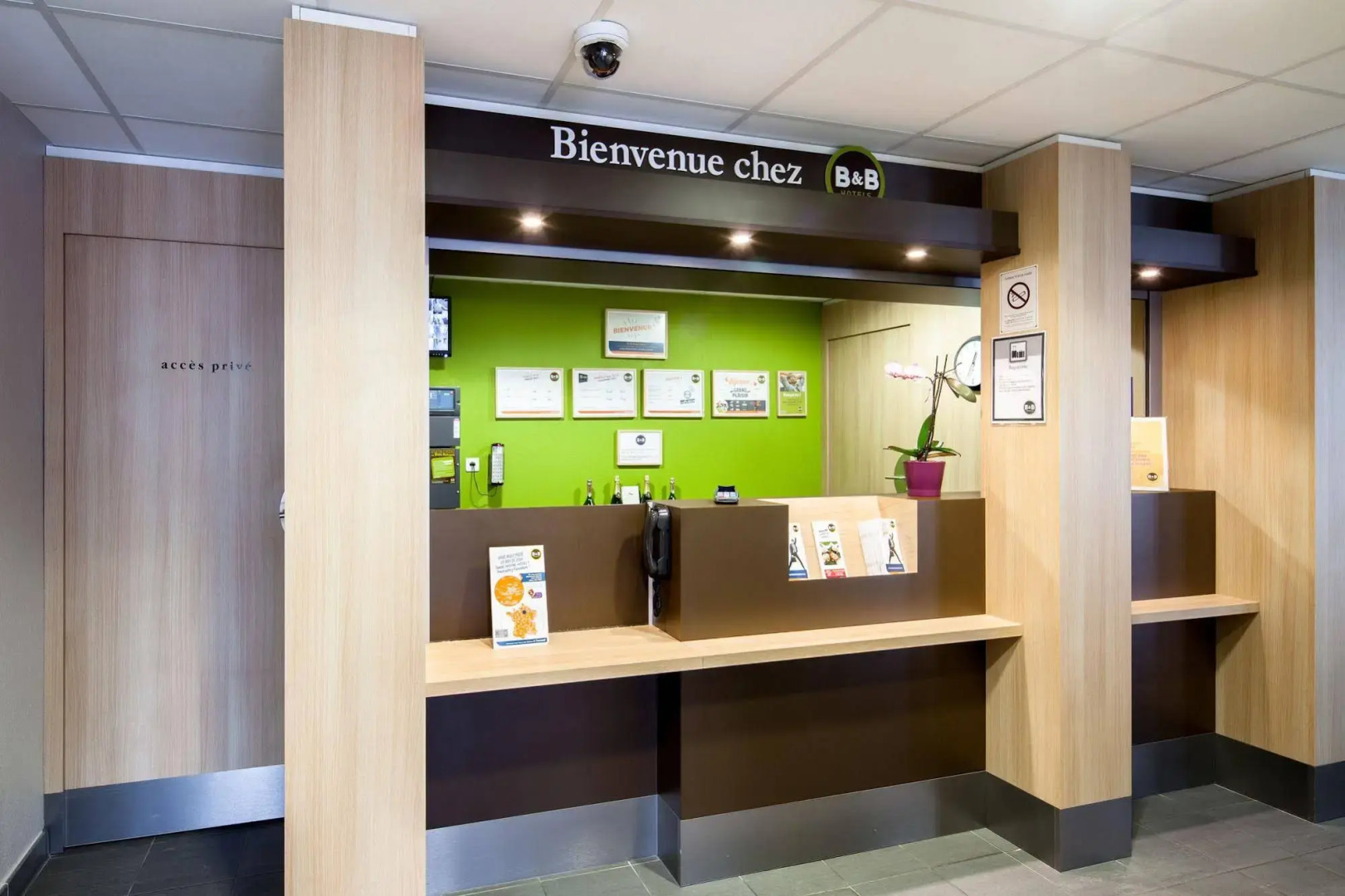 B&B HOTEL Reims Centre Gare