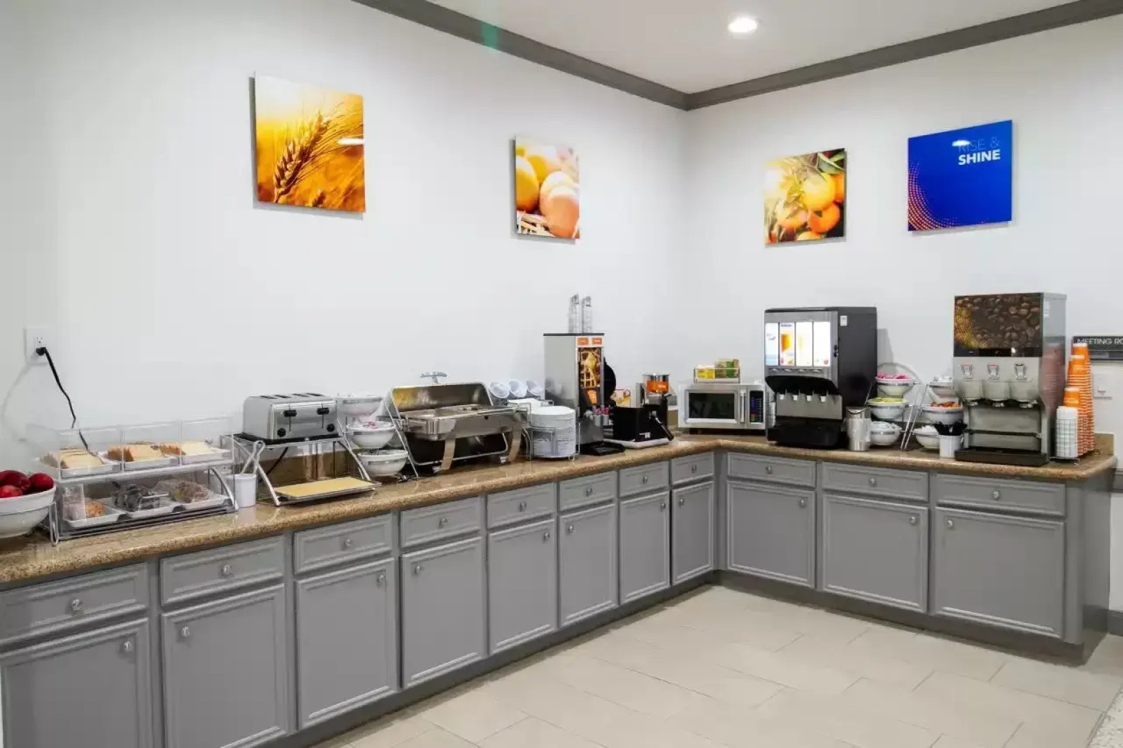 Comfort Inn & Suites