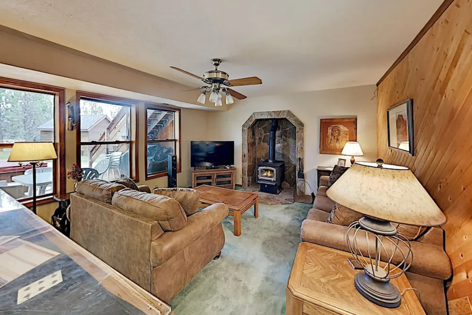 16973 Buck Horn Dr Home 5 Bedrooms 3.5 Bathrooms Home